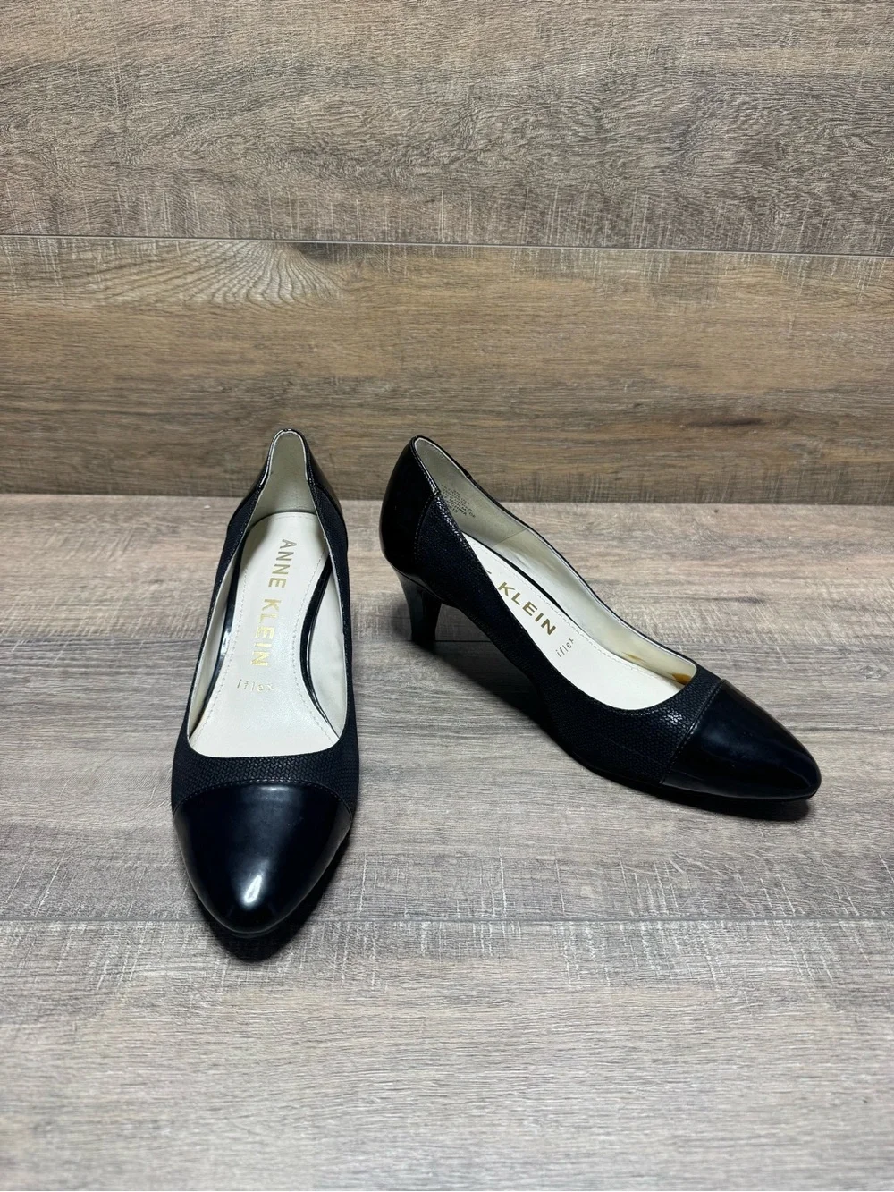 Anne Klein classic anne